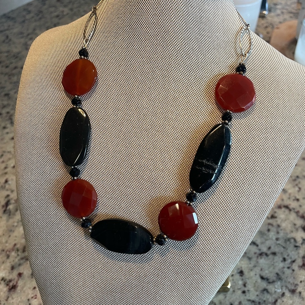 Black onyx and carnelian .925 necklace with rose clasp